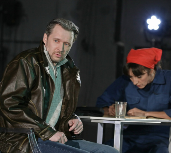 Верность, которая убивает. Театр «Колесо» отметился премьерой спектакля «Собака»