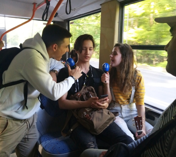 «Рогатый» экскурсовод. Студенты ТГУ запустили аудиогид в тольяттинских троллейбусах
