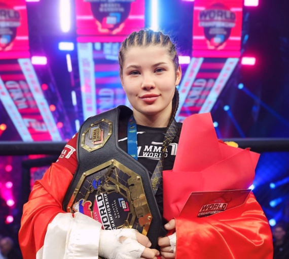 Студентка ТГУ, чемпионка мира по ММА Ангелина Стрекалина – о женских единоборствах, стереотипах и пути к себе