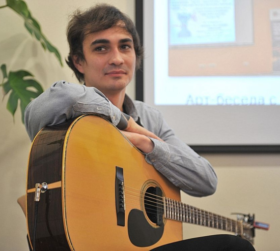 «Толк радио». Покоритель вселенной. Учёный ТГУ – в авангарде гитарного мастерства