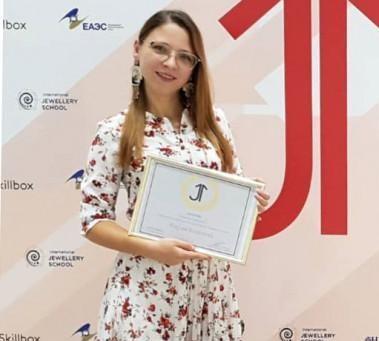 Украшения как профессия. Директор центра ювелирного дизайна ТГУ Мария Яковлева – о новых проектах и трендах года
