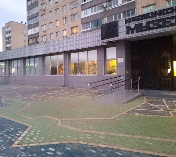 «Толк радио». Тольятти в деталях. Архитекторы ТГУ преобразили входную группу городского музея