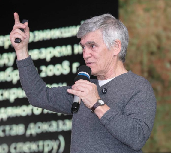 На Марсе классно. Астроном Владимир Сурдин – о перспективах освоения Красной планеты