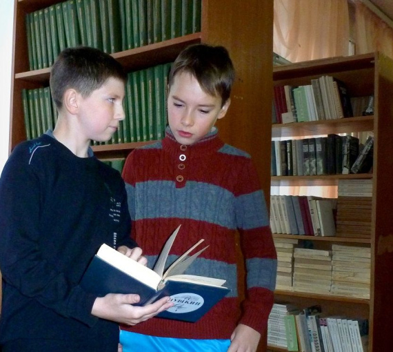 Библиотекарь Валентина Тарасенко: «Дайте детям книги!»