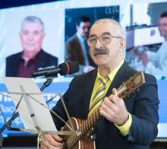 «Толк радио». Положительно заряженный. Директор Дома учёных ТГУ выступил перед российскими атомщиками в Бангладеш