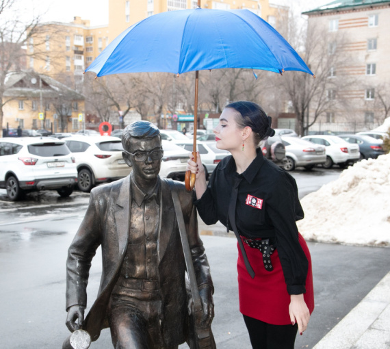 Слушать, читать, смотреть: вспоминаем лучшие материалы марта 2025 года на «Есть talk!»